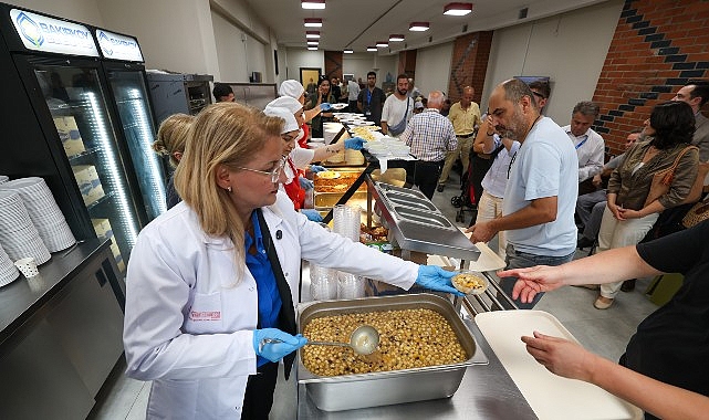 bakirkoy belediyesi sosyal hizmetlerle dayanismayi buyuttu