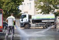 bakirkoy belediyesinden temizlik seferberligi