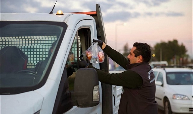 Balçova’da İftar Saatinde Sıcak Dokunuş 1 balcovada iftar saatinde sicak dokunus