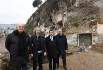 baskan aydin hisarda tarihe sahip cikiyor