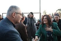 baskan cercioglu incirliovada kurulan iftar sofrasinda vatandaslarla bir araya geldi