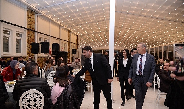 baskan cirpanoglu personelle iftar sofrasinda bulustu