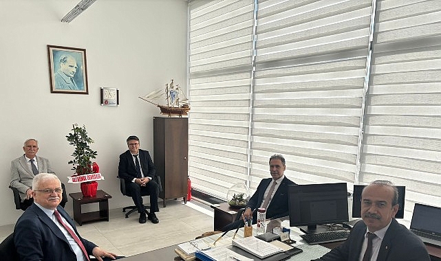 Başkan Deveciler’den Vergi Haftası Ziyareti 1 baskan devecilerden vergi haftasi ziyareti