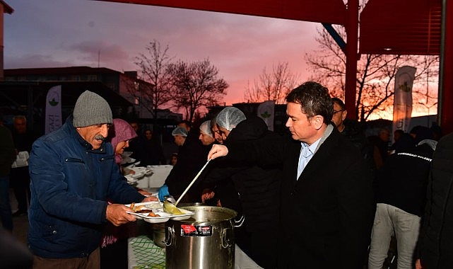 baskan erkan aydin panayirda vatandaslarla gonul sofrasinda bulustu