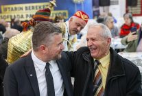 baskan gorkem duman bucalilarla ayni sofrada bulustu