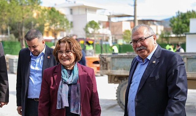 baskan hatice gencay ve milletvekili bulbul ozel cocuklar oyun evini ziyaret etti