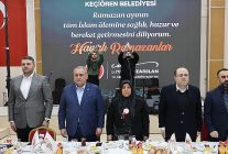 baskan ozarslan ramazanin ilk iftarini sehit aileleri ve gazilerle yapti