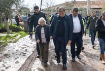 baskan tugaydan seferihisarda yagistan etkilenenlere yerinde destek