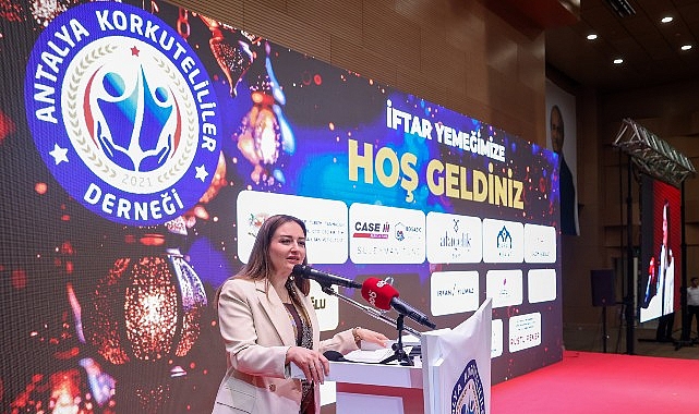 Başkan Vekili Özdemir Korkutelililerle iftarda bir araya geldi 1 baskan vekili ozdemir korkutelililerle iftarda bir araya geldi