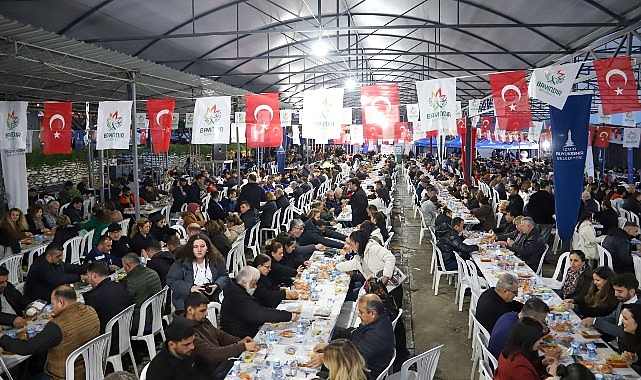 bayindirda iftar bereketi gonul sofrasinda birlik ve beraberlik mesaji