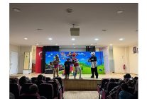 bayraklida yariyil tatili dopdolu gecti