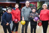 bilgievleri ve sayginlar bowling pistinde bulustu