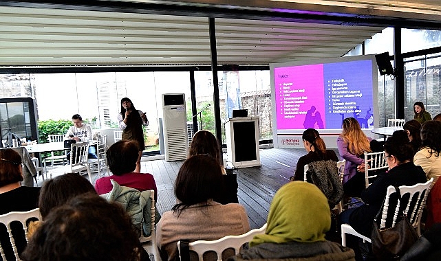 bornovada saglikli iliskiler masaya yatirildi