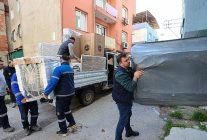 buca belediyesinden selden etkilenen ailelere esya destegi