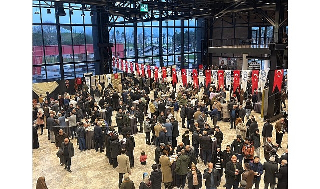 buyukakin asik summaniyi anma programina katildi