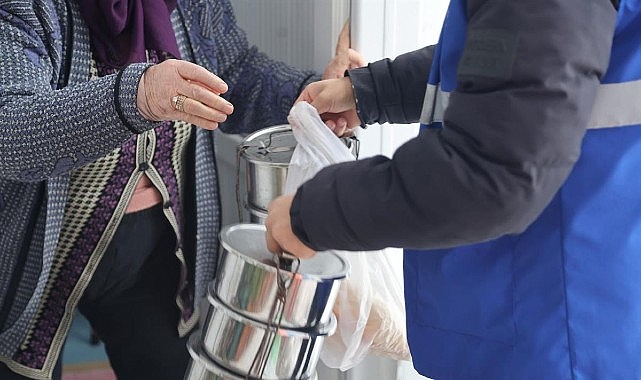 Canik Belediyesi’nden Tüm Ailelere İftar Yemeği Desteği 1 canik belediyesinden tum ailelere iftar yemegi destegi