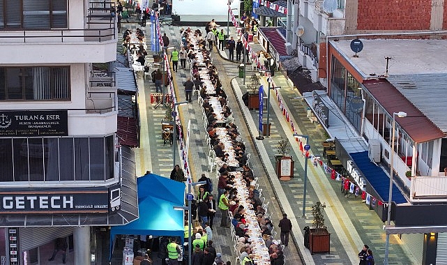 didimliler didim belediyesinin iftar sofralarinda bulustu