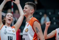 eczacibasi dynavit rovans karsilasmasinda vero volleyin konugu