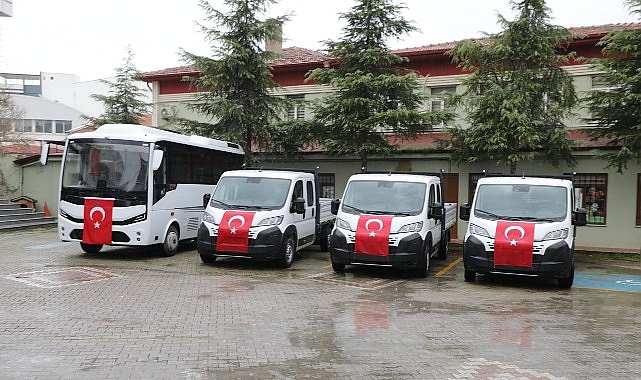 edremit belediyesi 8 yeni araci hizmete sundu