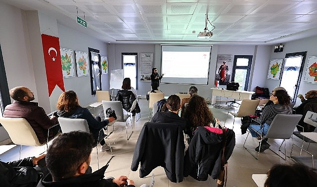 Efes Selçuk'ta Mantar Yetiştiriciliği Eğitimi düzenlendi 1 efes selcukta mantar yetistiriciligi egitimi duzenlendi