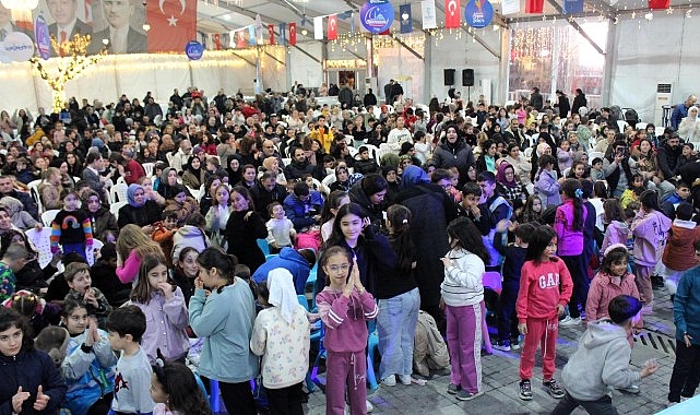 Gebze Kent Meydanı bu Ramazan’da cıvıl cıvıl 1 gebze kent meydani bu ramazanda civil civil