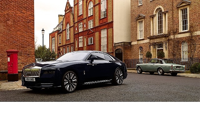 Geleceğin klasiği Spectre’den 15 yıllık batarya garantisi 1 gelecegin klasigi spectreden 15 yillik batarya garantisi