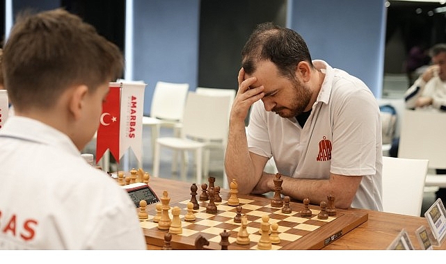 Genç Sporcular İstinye’de Satranç Turnuvasında Buluştu 1 genc sporcular istinyede satranc turnuvasinda bulustu