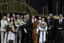 ibb baskan vekili nuri aslan yasar kemalin agri dagi efsanesi oyununu izledi