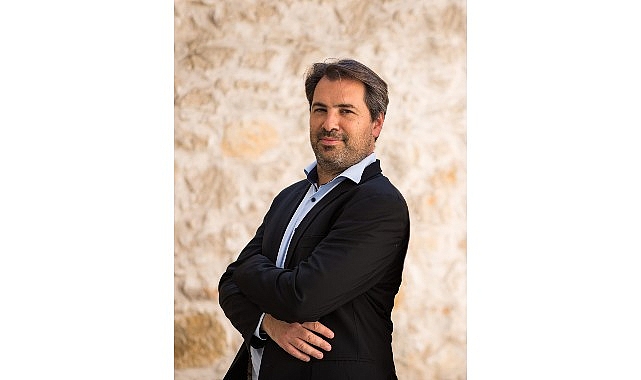 idso denizbank konserlerinde buyuleyici bir muzikal bulusma bringuier kardesler ayni sahnede