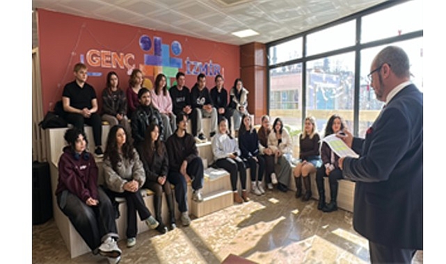 izmir buyuksehir belediyesi genclerin sanat yolculugunu destekliyor