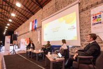 izmir seninle ile genclere guclu kariyer koprusu