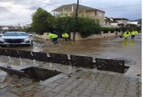 izmirde ekipler 24 saat gorevde