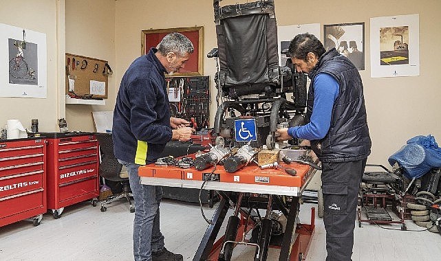 İzmir’den 'özgürlük istasyonu' 1 izmirden ozgurluk istasyonu