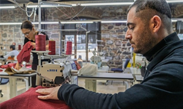 izmirin yeni baslangiclara acilan kapisi meslek fabrikasi