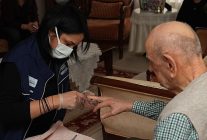 kadikoy belediyesinin evde kuaforluk hizmeti suruyor