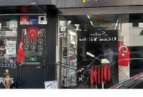 karaman belediyesinden esnaflara bayrak hediyesi