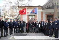 karsiyakada gaziler ve sehit ailelerine anlamli ziyaret