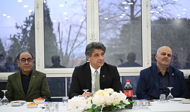 Kartepe Belediye Meclisi İftar Sofrasında Bir Araya Geldi 1 kartepe belediye meclisi iftar sofrasinda bir araya geldi