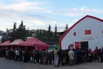 kecioren belediyesi her gun binlerce kisiyi iftar sofrasinda bulusturuyor