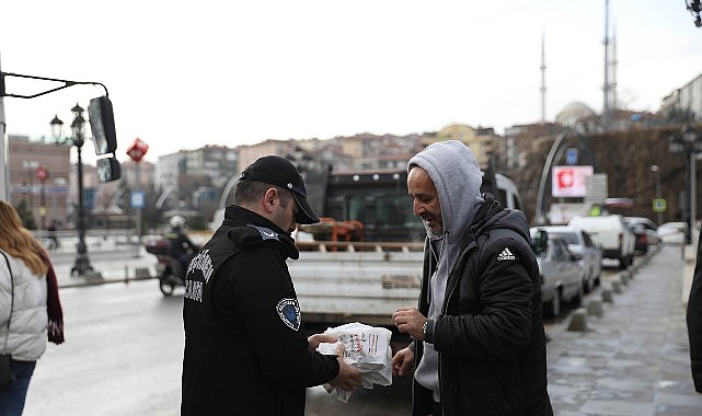 Keçiören’de Berat Kandili Paylaşmayla Taçlandı 1 keciorende berat kandili paylasmayla taclandi