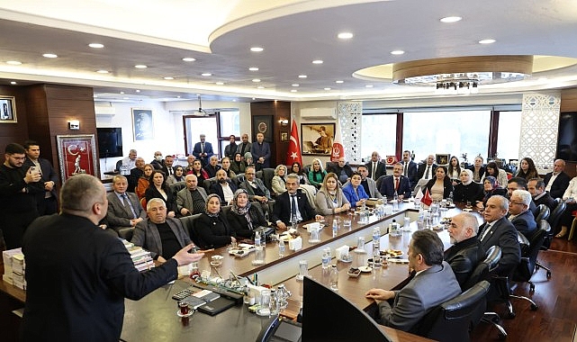 Keçiörenli Muhtarlardan Başkan Özarslan’a Destek Ziyareti 1 keciorenli muhtarlardan baskan ozarslana destek ziyareti