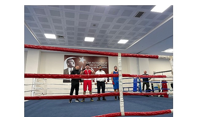 kemer belediye kick boks ve boks sporcularindan buyuk basari