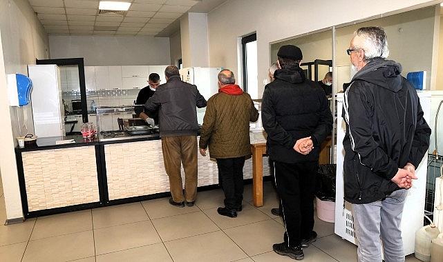 Kimsesizlere ev sıcaklığında hizmet 1 kimsesizlere ev sicakliginda hizmet