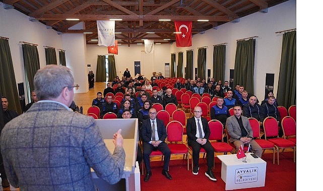 Kıyı Ege Belediyeler Birliği’nin Bölgesel Eğitimleri Ayvalık’ta Başladı 1 kiyi ege belediyeler birliginin bolgesel egitimleri ayvalikta basladi