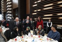 konyadaki sehit aileleri gaziler ve gazi yakinlari buyuk aile sofrasinda bulustu