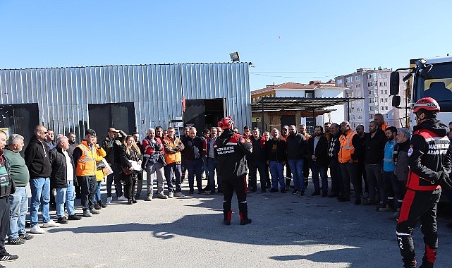Maltepe Belediyesi’nden personeline yangın farkındalık eğitimi 1 maltepe belediyesinden personeline yangin farkindalik egitimi