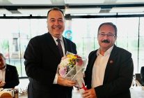 manisamizin tum ilceleri hak ettigi hizmetleri alacak