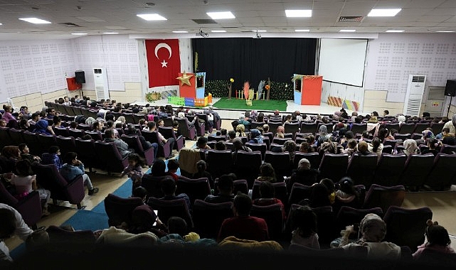 merakli civciv kartepede sahne aldi