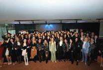 mercedes benz shes mentoring programi 3 yilinda gelecegin kadin liderlerini desteklemeye devam ediyor