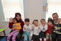 mutlu cocuklara hayvan sevgisi egitimi